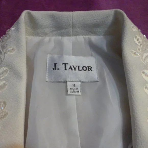 J. Taylor Ivory Sequin Collar Blazer Jacket Size 16 NWT Fully Lined Formal Caree - Picture 5 of 6